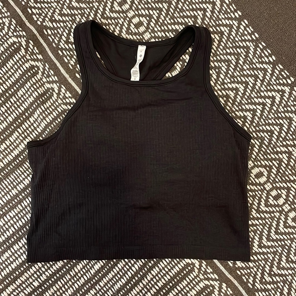 Lululemon ribbed black cropped racerback tank, size 12